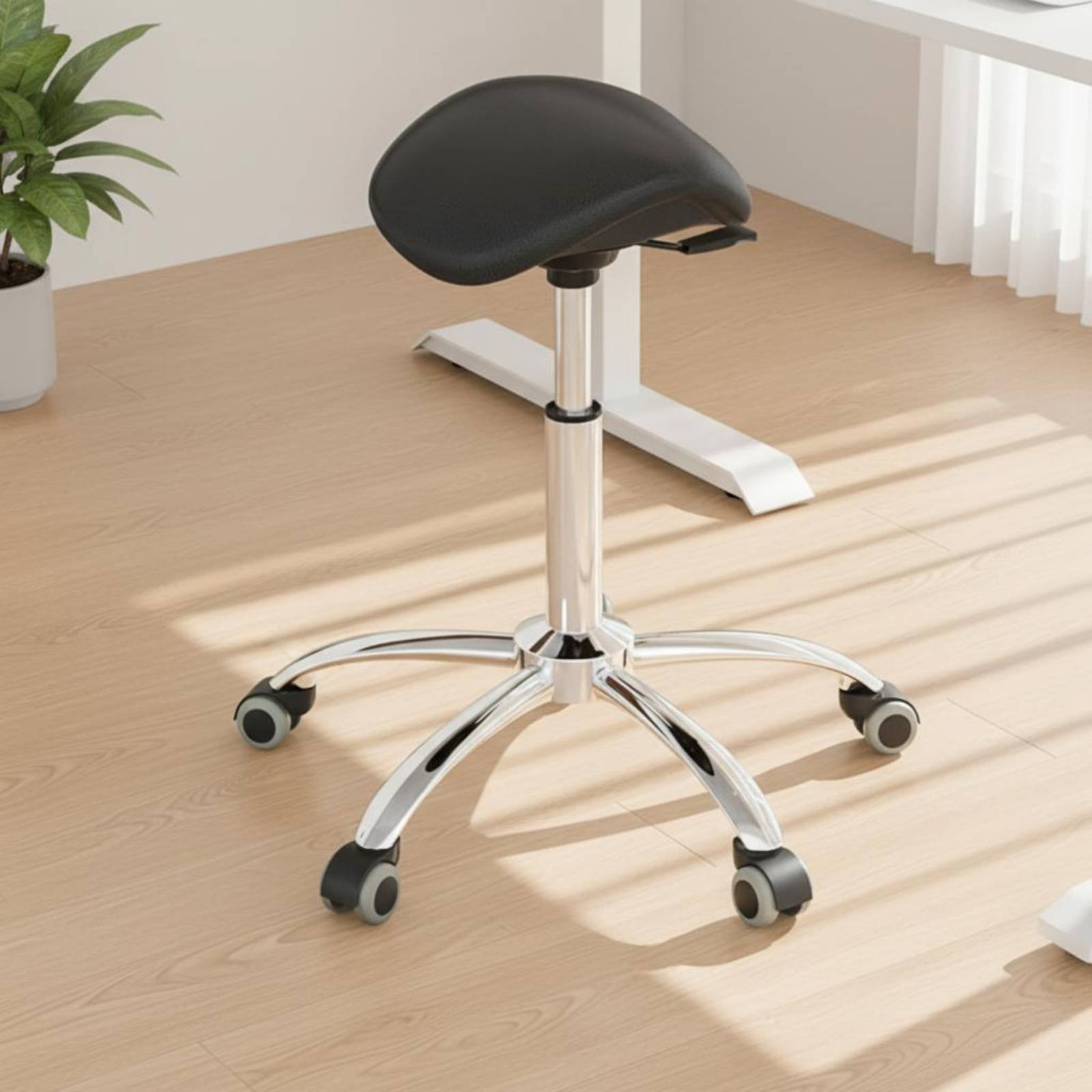 كرسي دوار بتصميم السرج، متين و - مراجعة Ergonomic Office Chair وسعره
